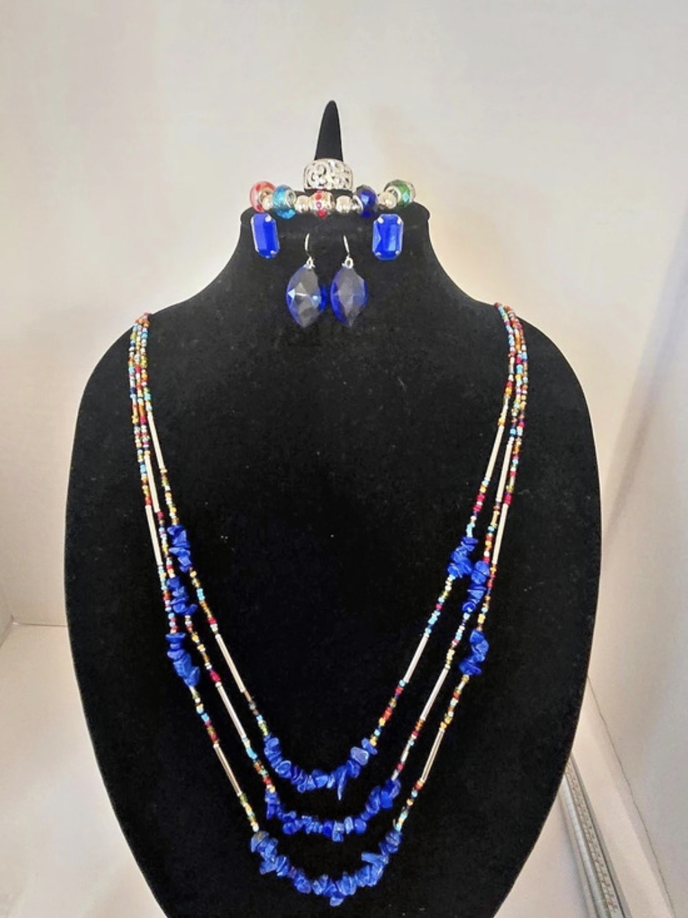 Blue Multicolor Jewelry Set Like New